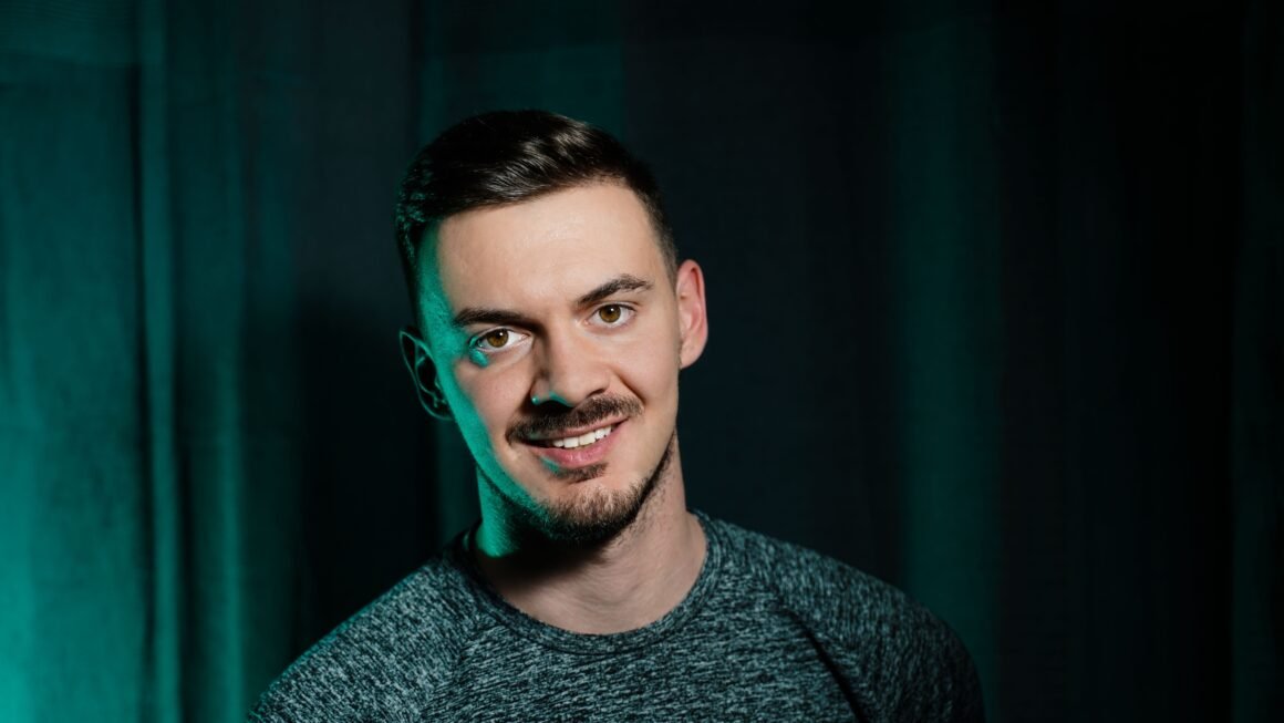 Niclas Rehmann Vermögen: Einkommen, Karriere und mögliche Einnahmequellen im Überblick